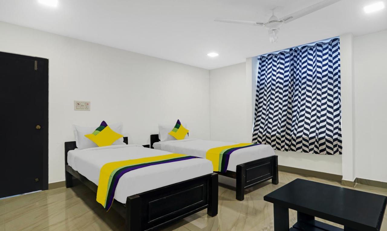 Itsy By Treebo - Lg Grand Inn Hyderabad Exterior foto