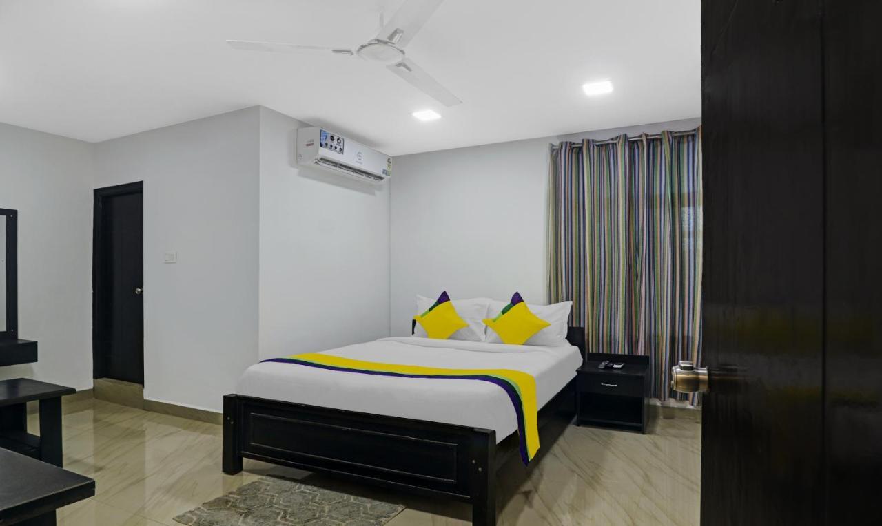 Itsy By Treebo - Lg Grand Inn Hyderabad Exterior foto